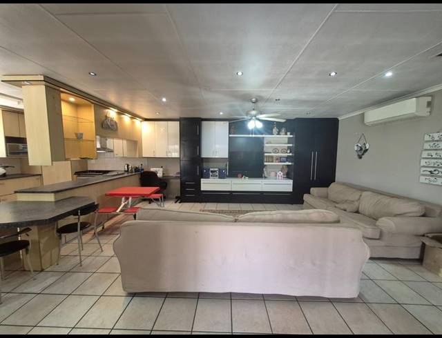BUSINESS FOR SALE IN MEYERTON RURAL